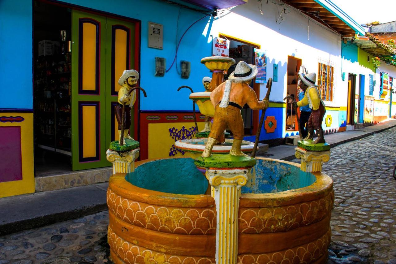 Hotel Real Guatapé Exterior photo