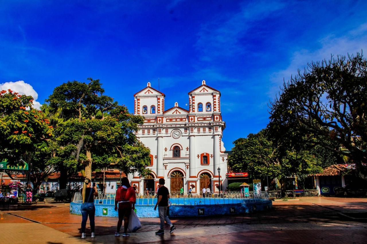 Hotel Real Guatapé Exterior photo